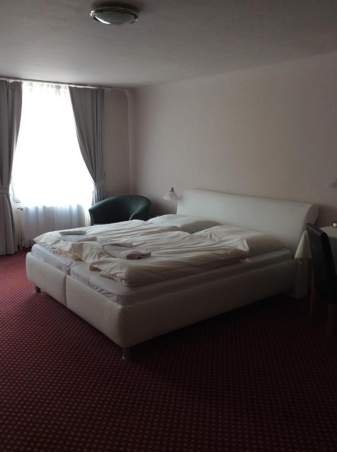 Hotel U Zlateho Andela Pardubice Exterior photo