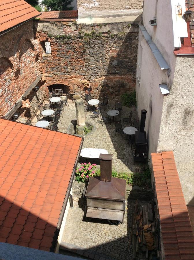 Hotel U Zlateho Andela Pardubice Exterior photo